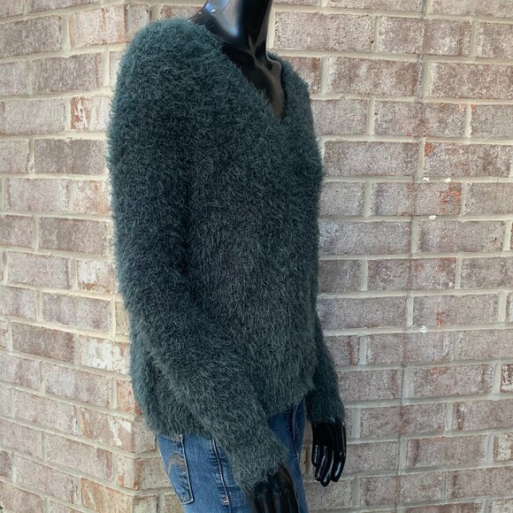 Pink Rose Fuzzy Eyelash Long Sleeve V-Neck Sweater Sz XS - Picture 6 of 14